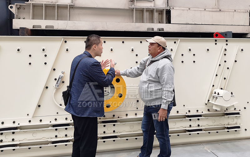 技術(shù)經(jīng)理與客戶深入探討 技術(shù)經(jīng)理與客戶深入探討